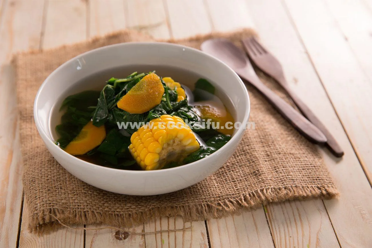 Indonesian Clear Spinach Soup