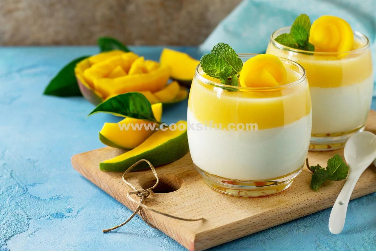 Mango Panna Cotta