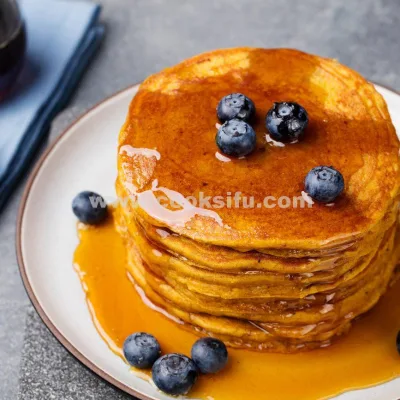 Whole-Wheat Pumpkin Blueberries Pancake