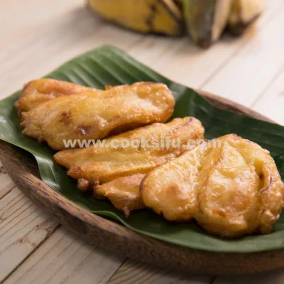 Fried Banana – Crispy Banana Fritters (Pisang Goreng)
