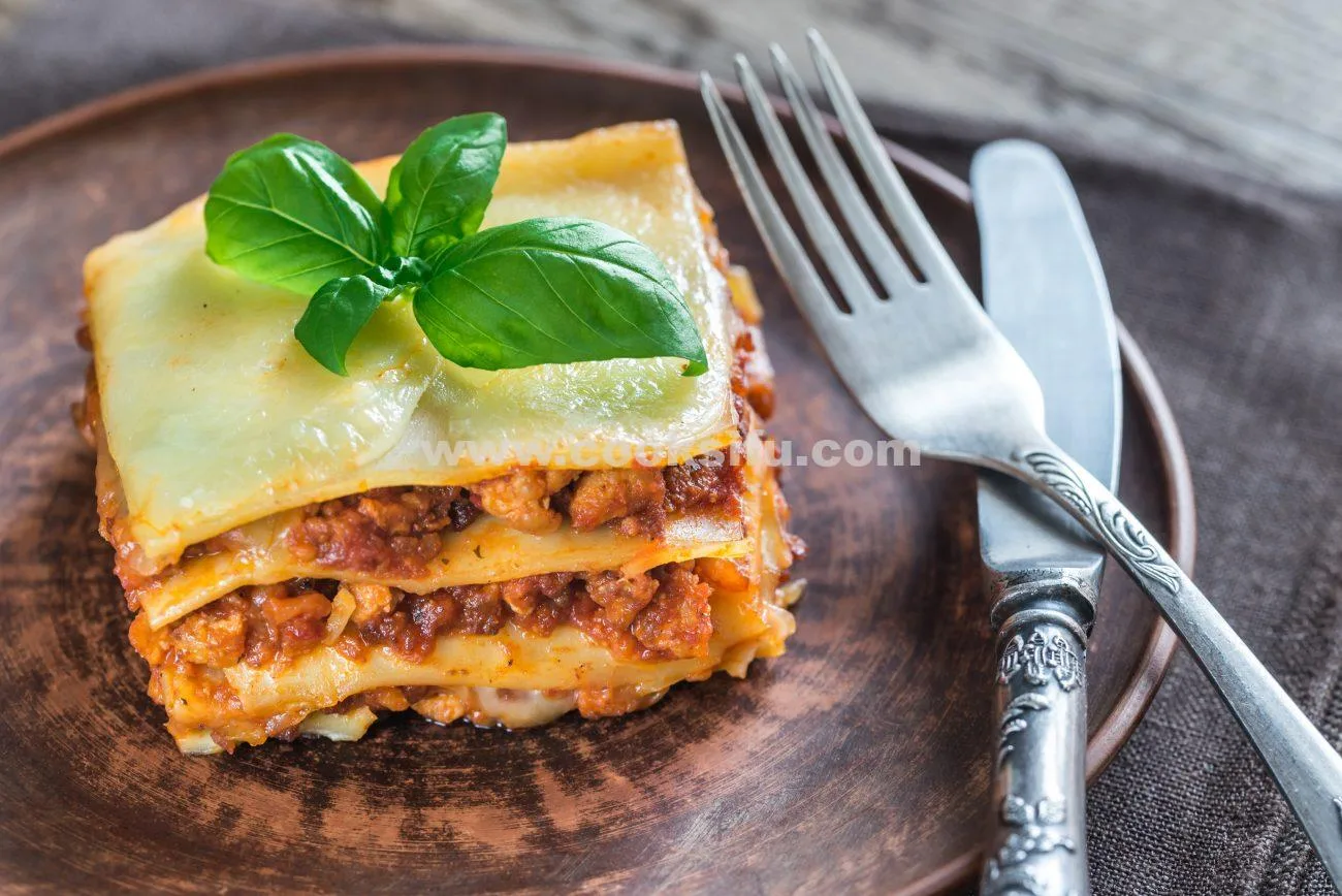 The Most Delicious Lasagna – Easy Homemade Classic Recipe