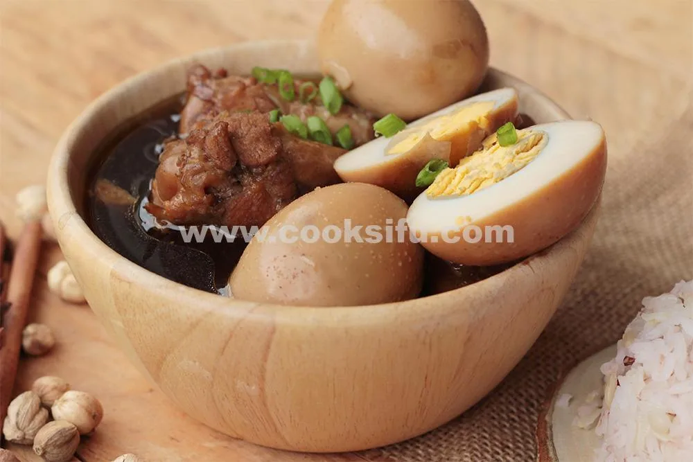 Braised Soy Sauce Chicken and Egg