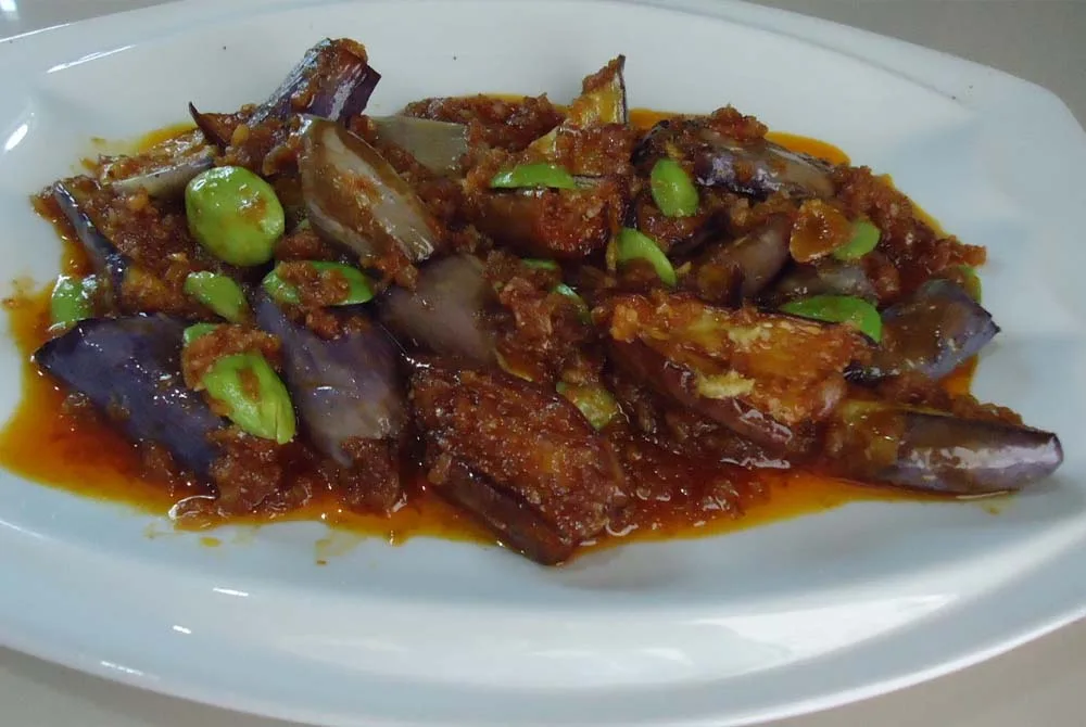 Sambal Eggplant and Bitter Bean (Spicy Eggplant)